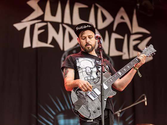 Berzerkus ft. Lamb of God, Down, Suicidal Tendencies & more
